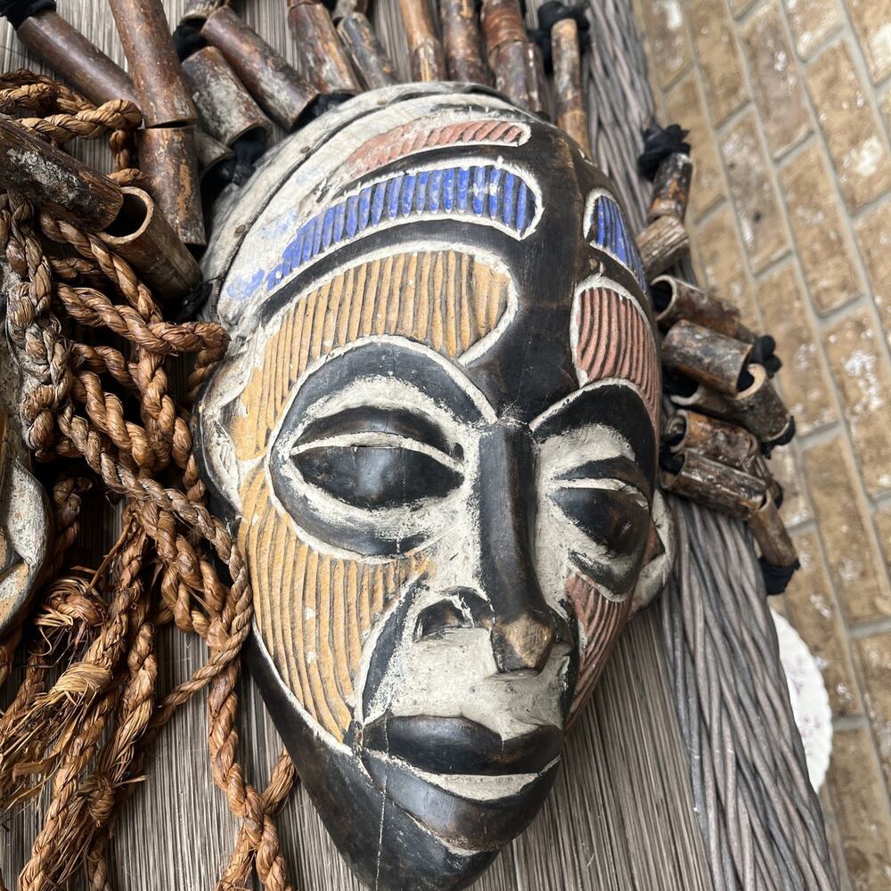 (2) Multicolor African Chokwe Legacy Tribal Mask Vintage - Picture 8 of 15